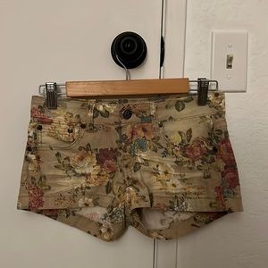 Free Culture Floral Jean Shorts Size 5